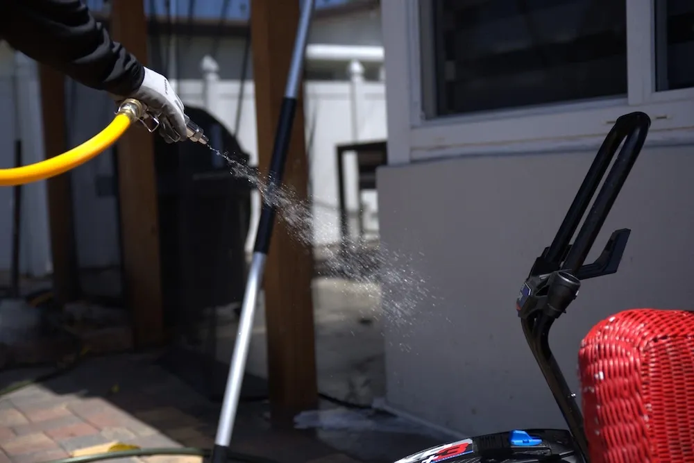 BUGSTINCT termite control services